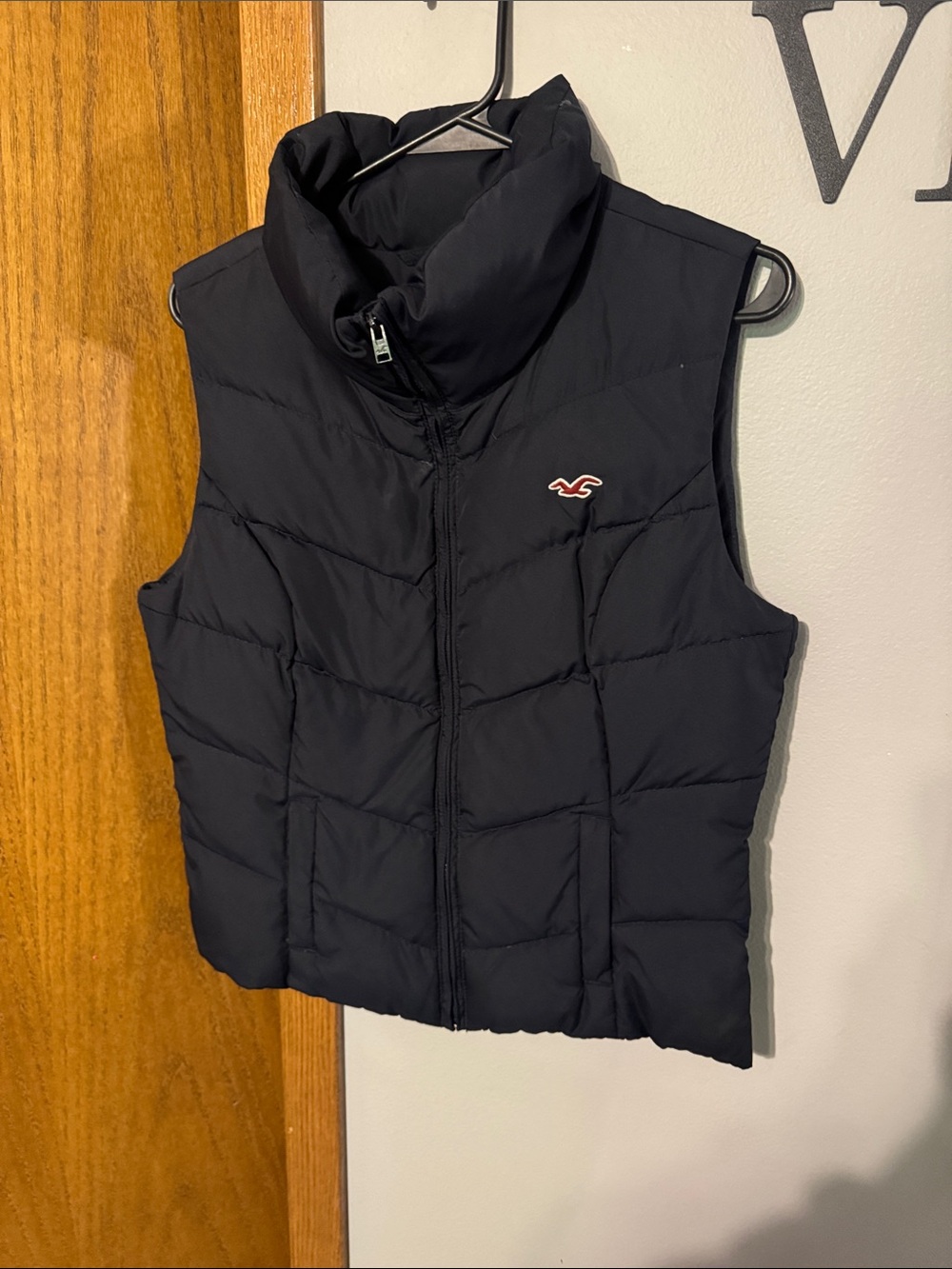 Hollister Black Quilted Down-Style Vest
